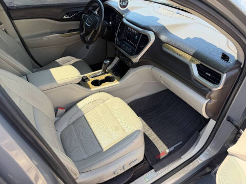 2019 GMC Acadia Denali