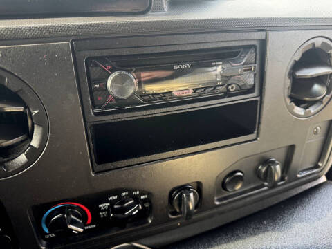 2017 Ford E-Series E-450 SD