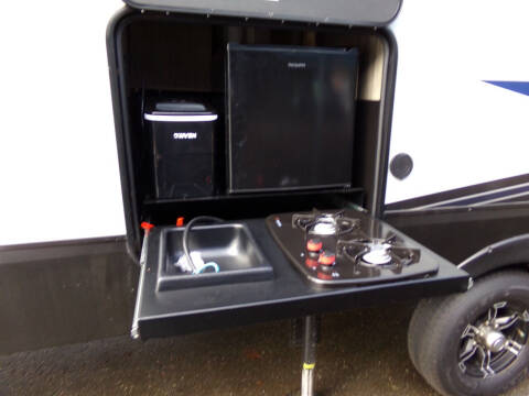 2022 Forest River Cherokee Arctic Wolf