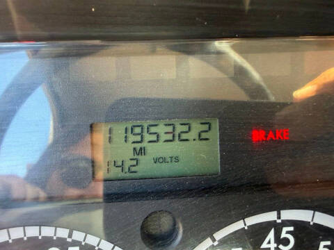 2013 Freightliner M2 106