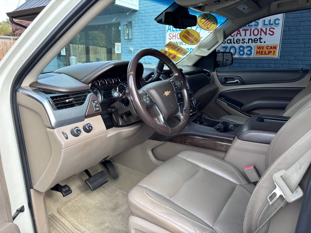 2015 Chevrolet Suburban for sale at Michael Johnson @ Allens Auto Sales Hopkinsville in Hopkinsville, KY