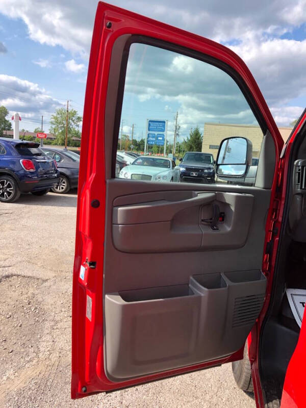 2014 GMC Savana 3500