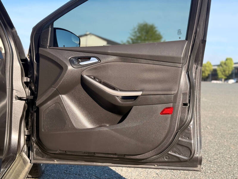 2015 Ford Focus Titanium