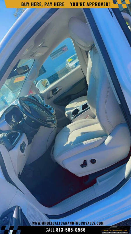 2021 Chrysler Pacifica Touring L