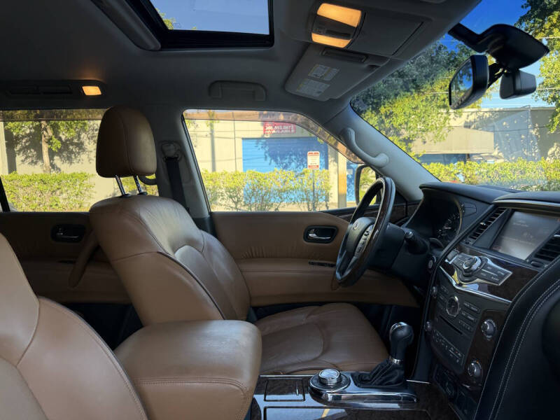 2016 Infiniti QX80 Limited