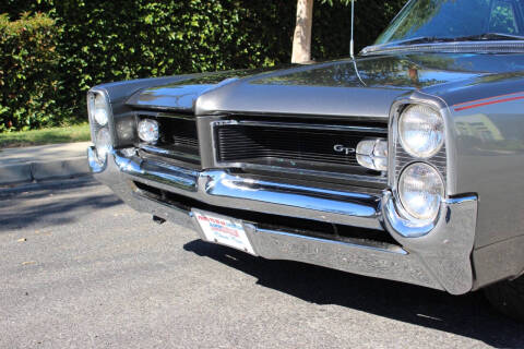 1964 Pontiac Grand Prix