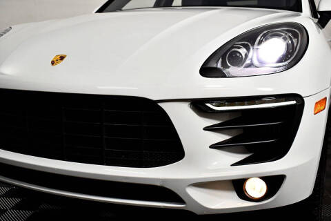 2016 Porsche Macan S