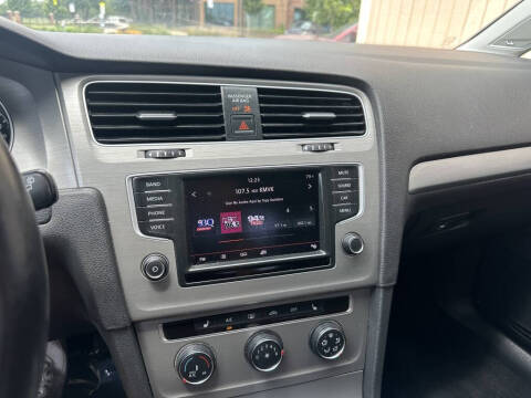 2016 Volkswagen Golf