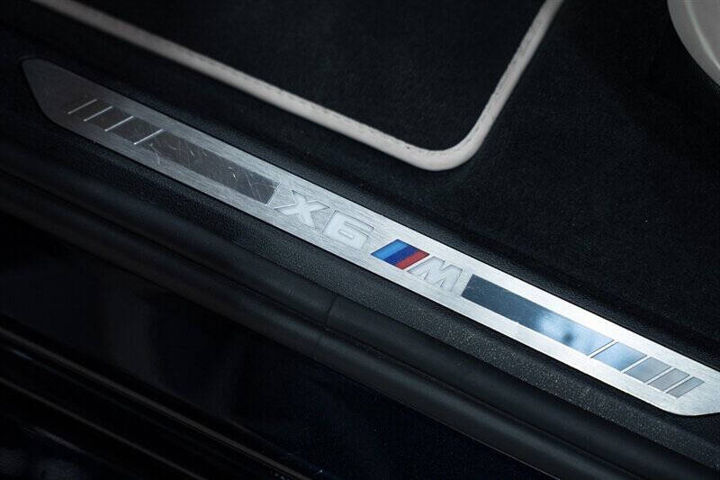2023 BMW X6 M