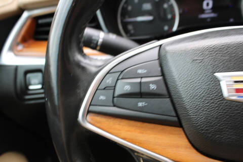 2017 Cadillac XT5 Platinum