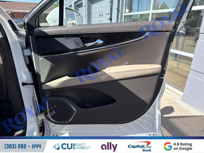 2022 Lincoln Nautilus Standard