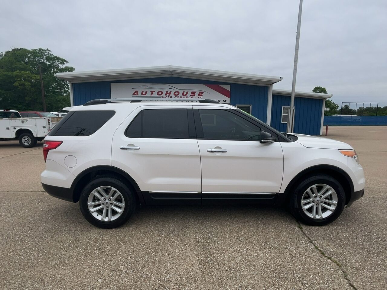 2015 Ford Explorer for sale at Autohouse Auto Finance in Tyler, TX