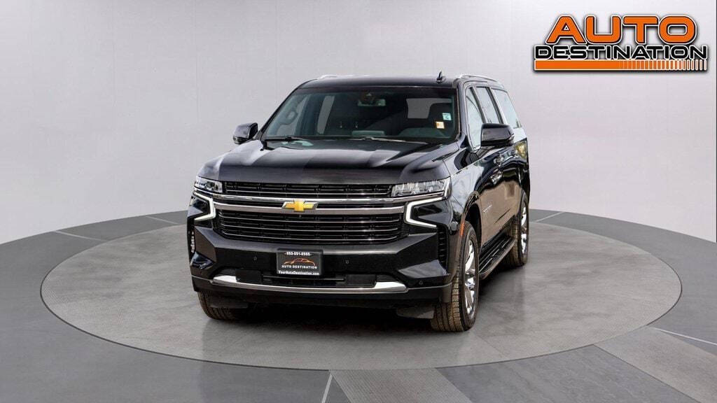 2022 Chevrolet Suburban for sale at Auto Destination in Puyallup, WA