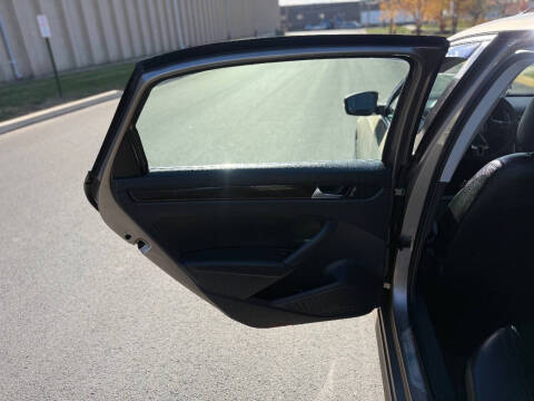 2015 Volkswagen Passat 2.0L TDI SEL Premium