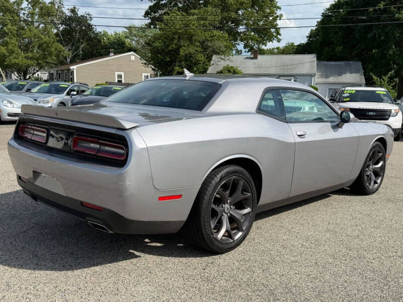 2018 Dodge Challenger SXT