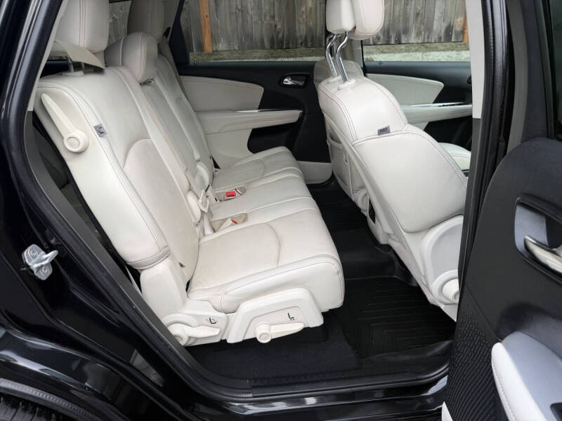 2013 Dodge Journey R/T