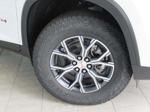2025 GMC Acadia AT4