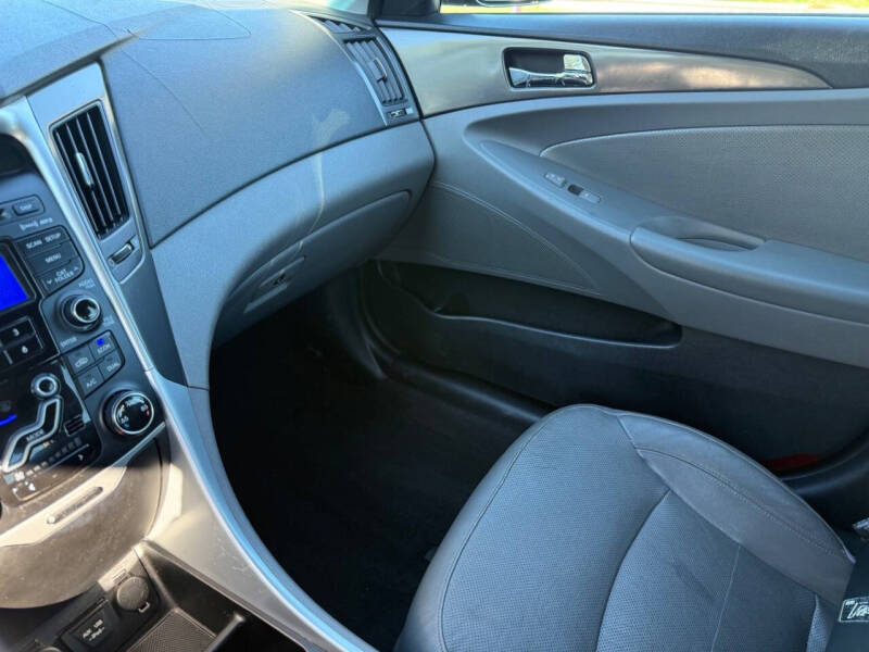 2012 Hyundai Sonata Hybrid