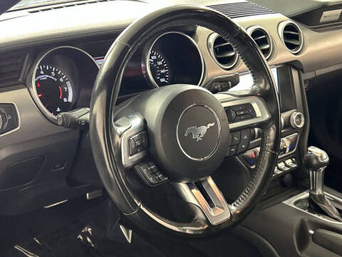 2022 Ford Mustang EcoBoost Premium