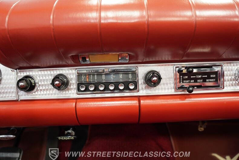 1957 Ford Thunderbird
