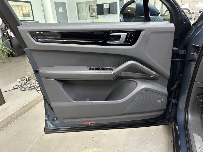 2019 Porsche Cayenne S