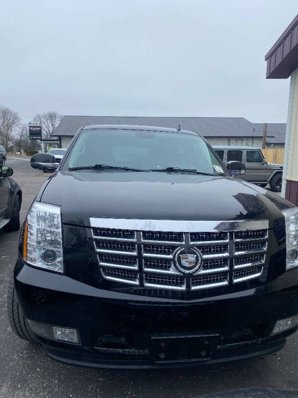 2011 Cadillac Escalade Luxury