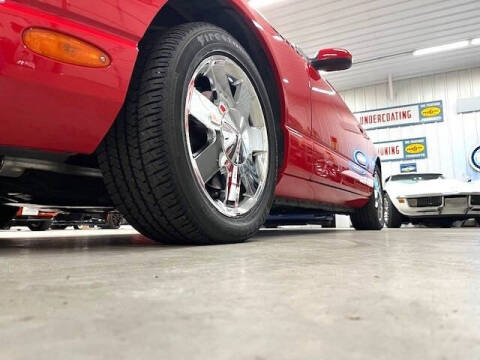 2002 Ford Thunderbird Deluxe
