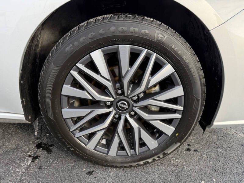 2023 Nissan Altima 2.5 SV