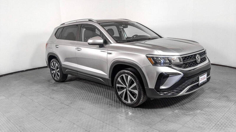 2024 Volkswagen Taos SE