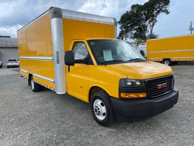 2021 GMC Savana 3500