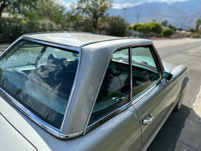 1969 Mercedes-Benz 280-Class