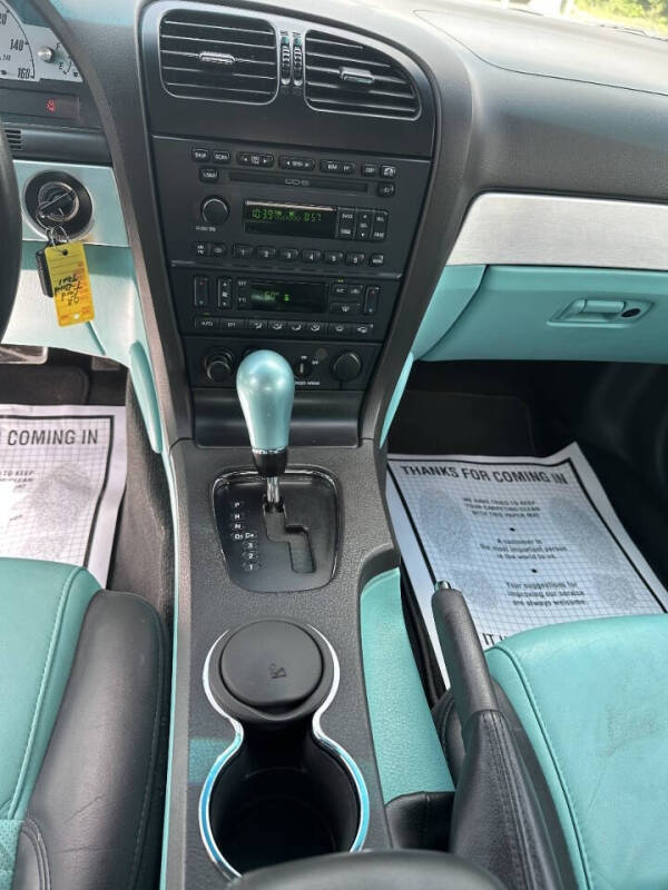 2002 Ford Thunderbird Deluxe