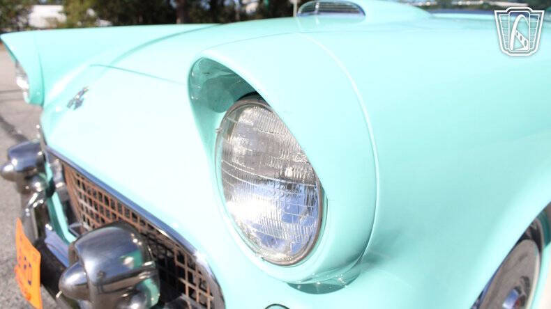 1955 Ford Thunderbird