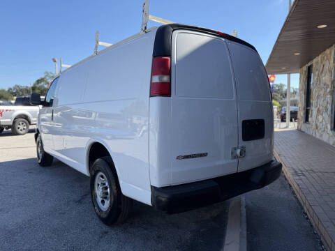 2017 Chevrolet Express 2500