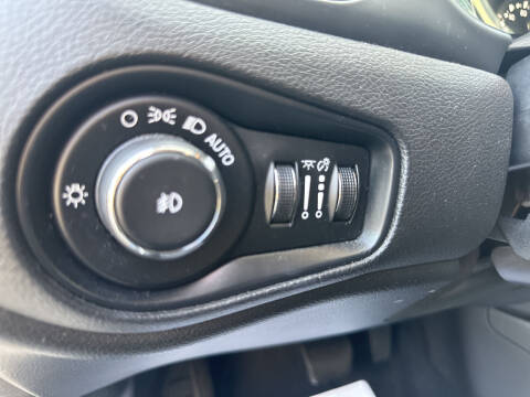 2016 Jeep Renegade Latitude 75th Anniversary