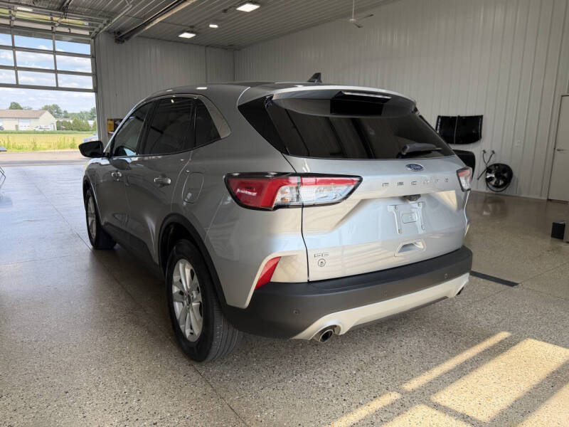 2022 Ford Escape SE