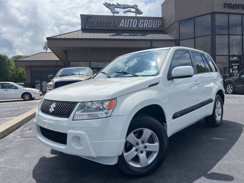 2007 Suzuki Grand Vitara for sale at FASTRAX AUTO GROUP in Lawrenceburg KY