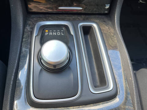 2018 Chrysler 300 Limited