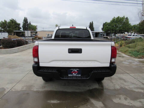 2022 Toyota Tacoma SR