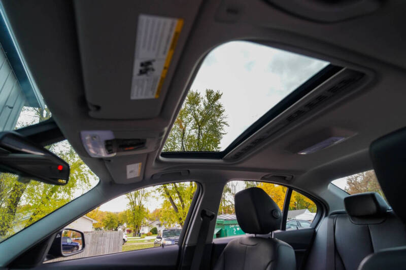 2018 BMW 3 Series 320i xDrive