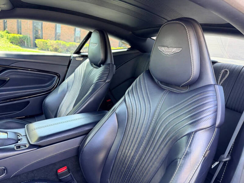 2018 Aston Martin DB11 V12