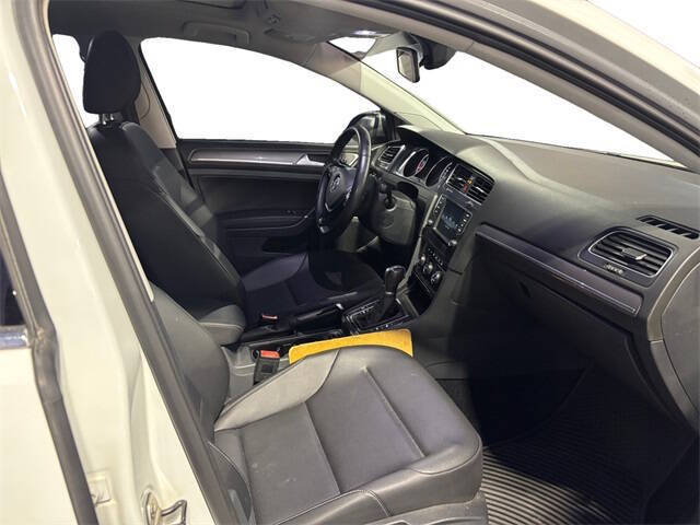 2017 Volkswagen Golf Alltrack