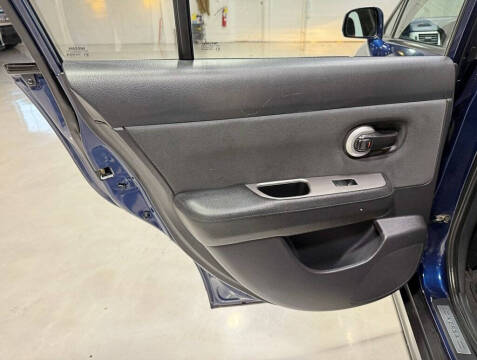 2008 Nissan Versa 1.8 S