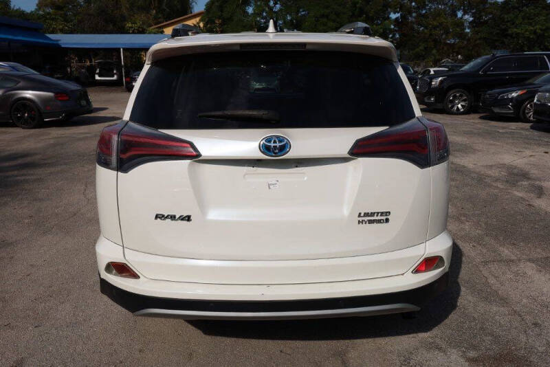 2016 Toyota RAV4 Hybrid Limited
