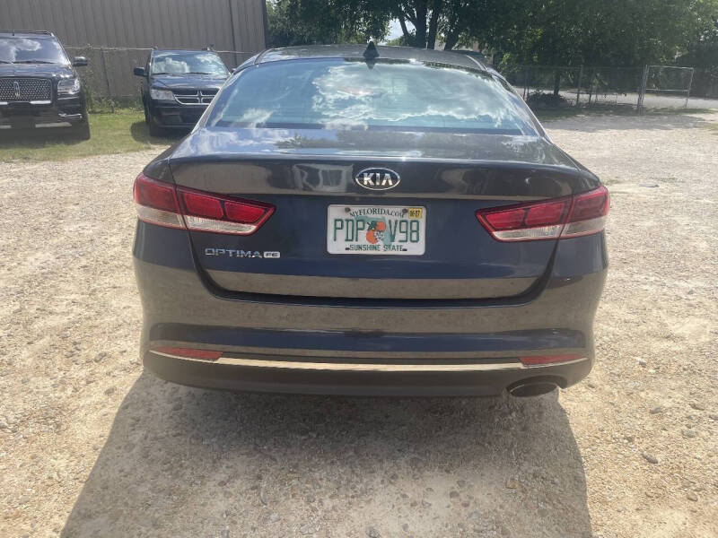 2017 Kia Optima LX