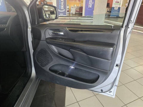 2017 Dodge Grand Caravan SE