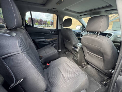 2017 GMC Acadia SLE-2