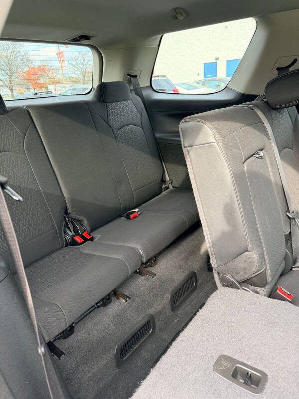 2016 GMC Acadia SLE-1