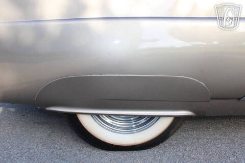 1952 Ford Crestline