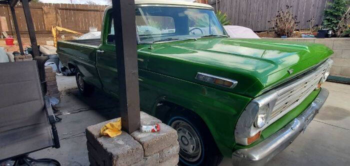1969 Ford F-100